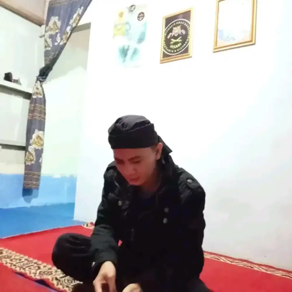 Cari pekerjaan yg halal