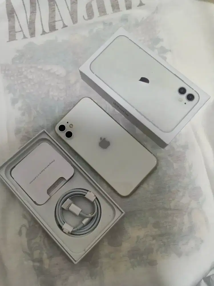 Iphone 11 128gb bihi apple