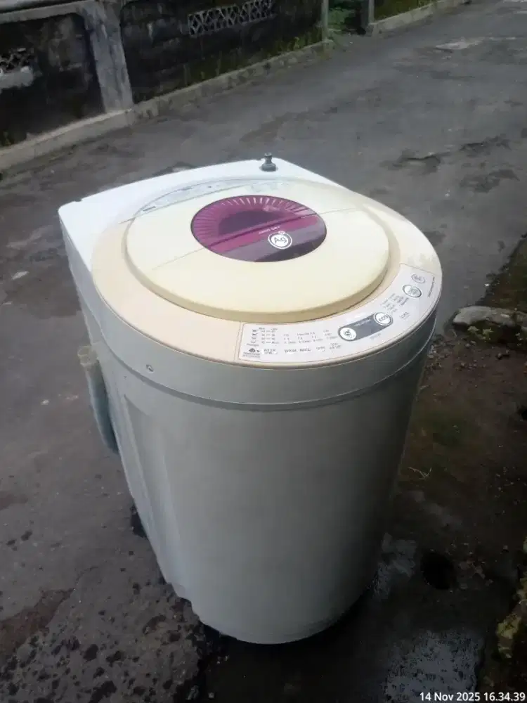 Mesin cuci top loading Sharp ES-N75FY-P bekas normal original