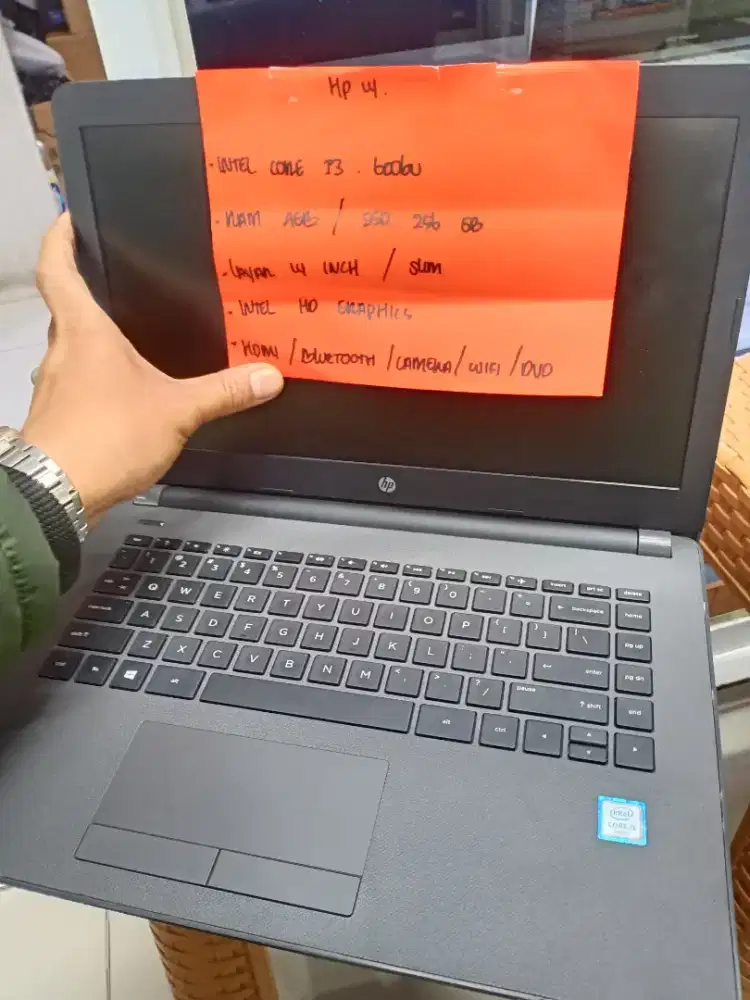 laptop HP intel core i3 seri 6006 ram 4Gb