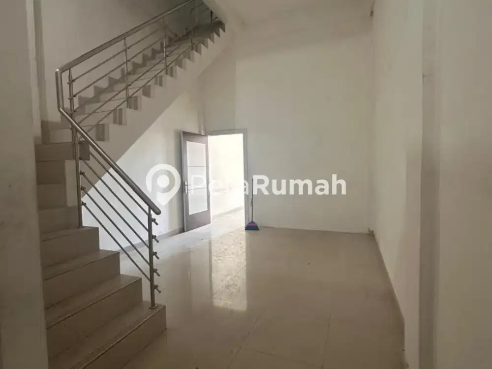 DIJUAL RUKO KOMPLEK CEMARA ASRI COCOK UNTUK USAHA