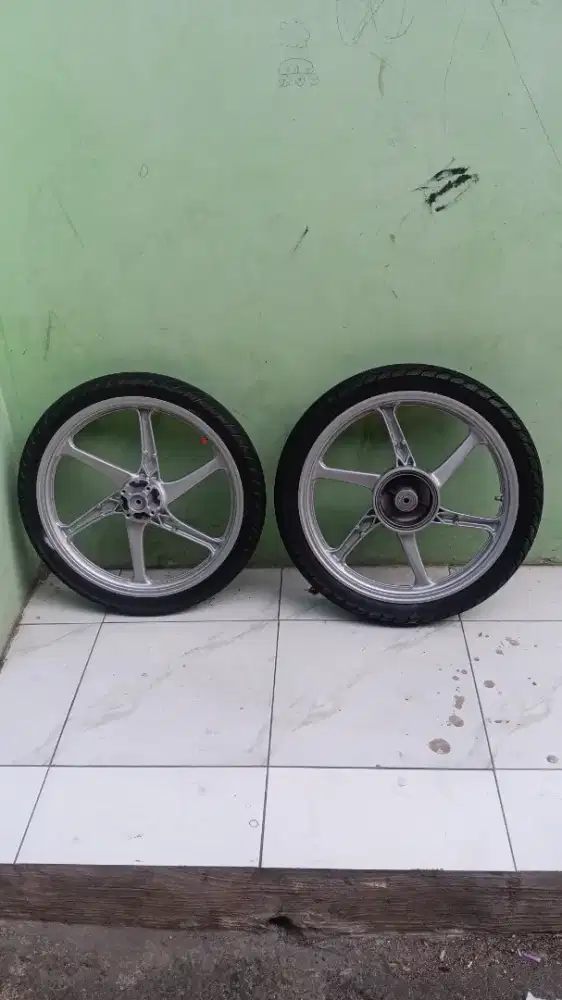 Velg ori jupiter castwheel