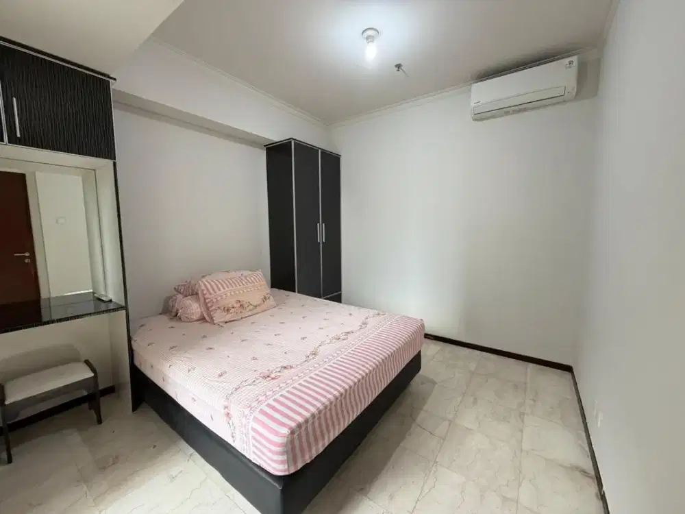 Disewa Royal Mediterania Garden Residence 2+1 BR