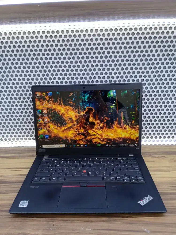 Bismillah Lenovo Thinkpad X13 intel Ci5-10210U Ram16GB SSD NVME 256GB