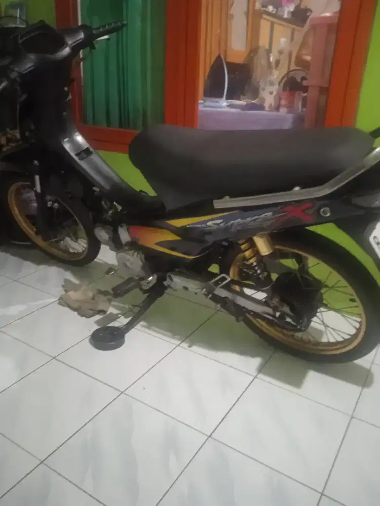 Jual supra x tahun 2003 surat BPKB.
