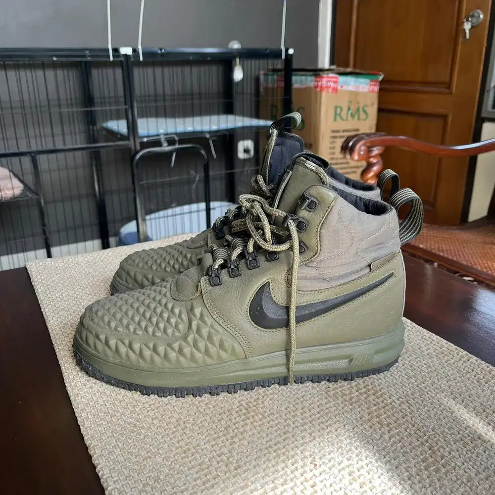 Dijual Nike Lunar Force 1 Duckboot Medium Olive