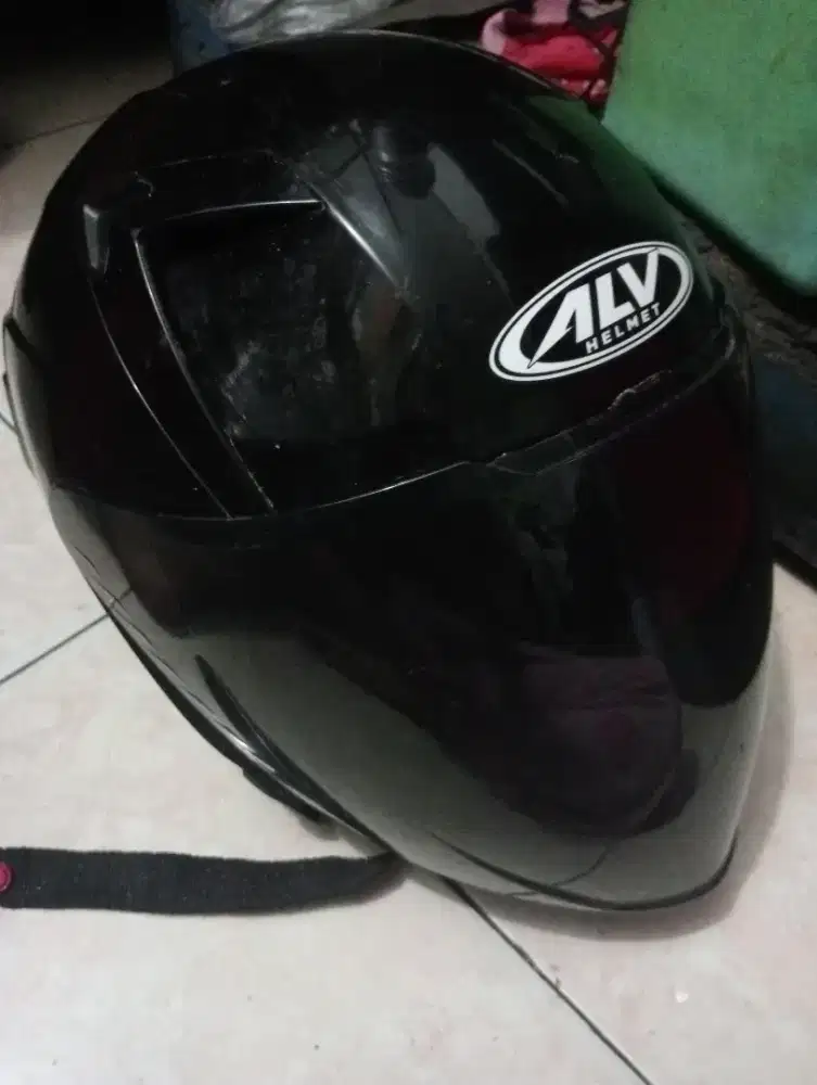 Helm alv helmet bekas