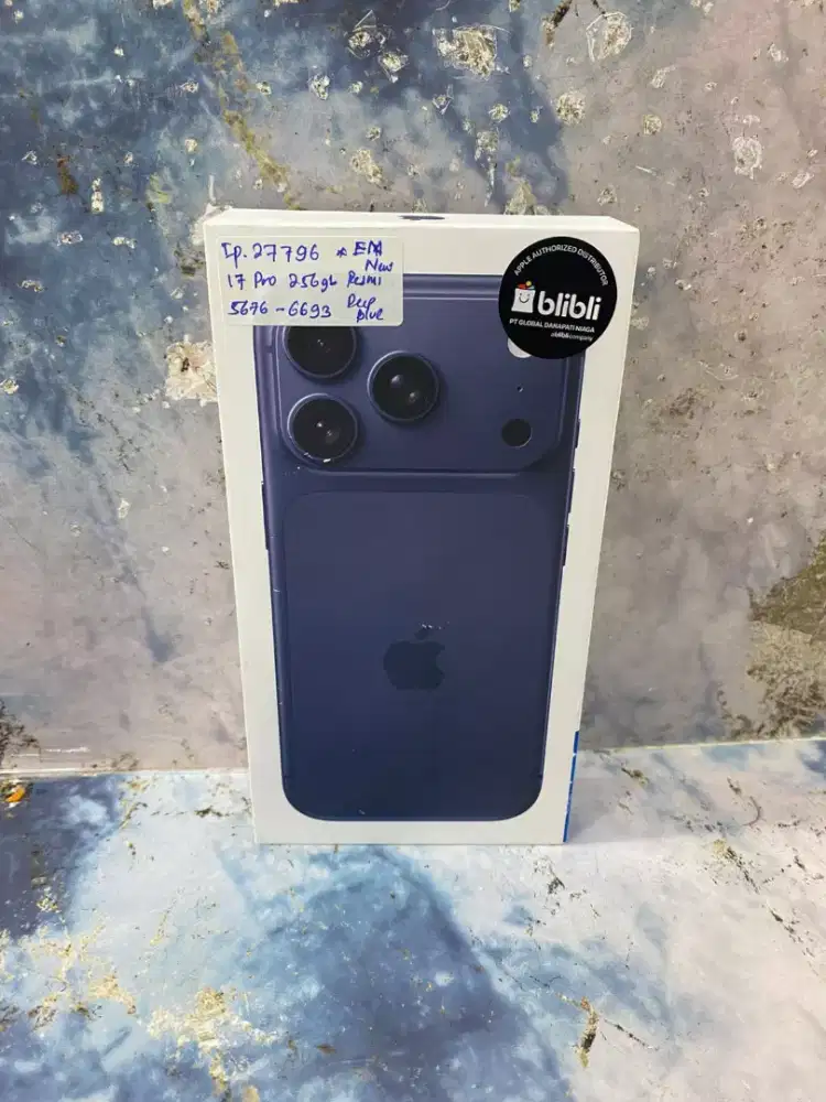 Di jual HP IPHONE 17 PRO warna BLUE TITANIUM 256GB IBOX