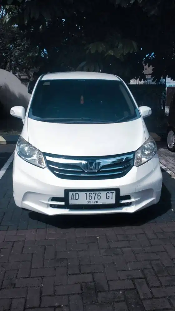 Honda Freed PSD 2012
