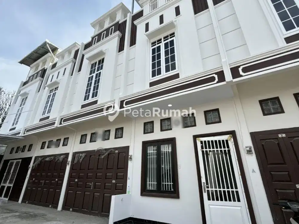 DIJUAL TOWNHOUSE JALAN METEOROLOGI I KOMPLEK MENTARI STARLIGHT - DAERAH MEDAN TEMBUNG