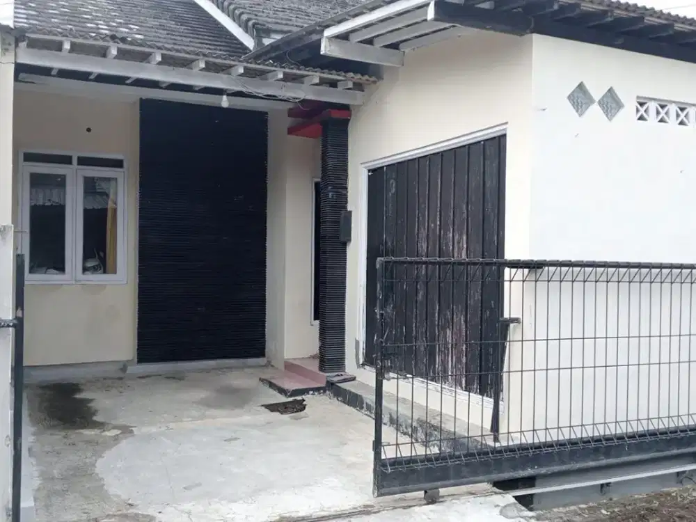 Rumah Murah  Lokasi 4 Menit Ke Kampus UNSUD