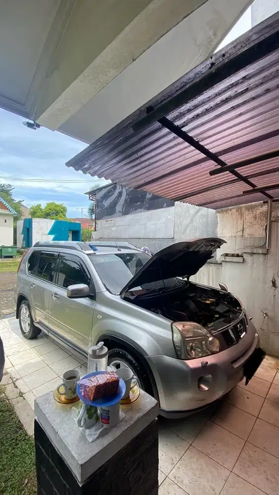 Nissan X-Trail 2010 Bensin