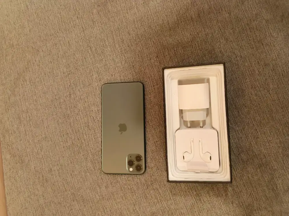 iphone 11 pro max 256gb sudah asik baru