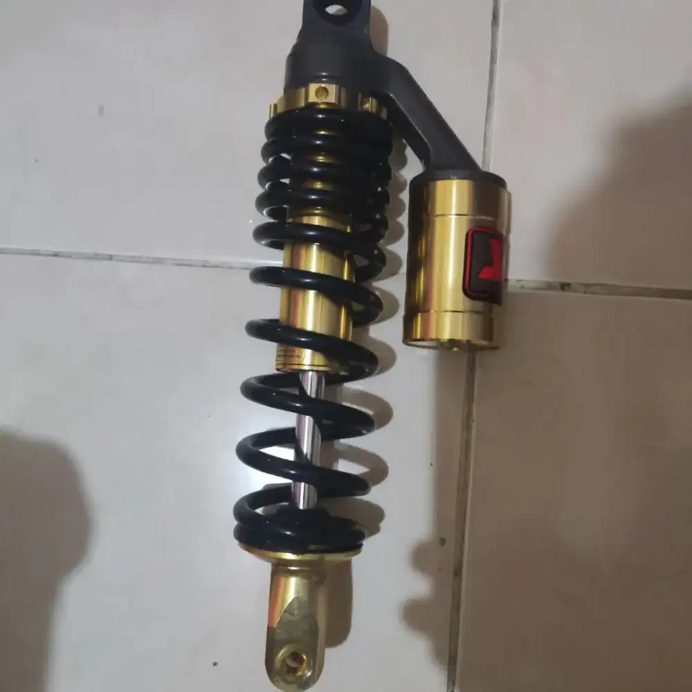 Shock tabung belakang,