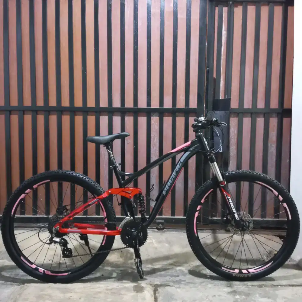 Pacific over ride 3 uk27,5 aloy