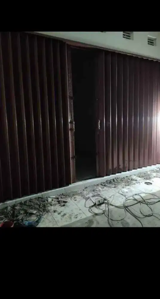 Rolling door & folding gate