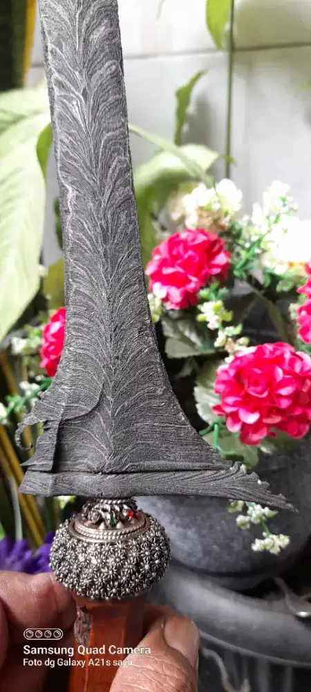 Keris sempaner lurus