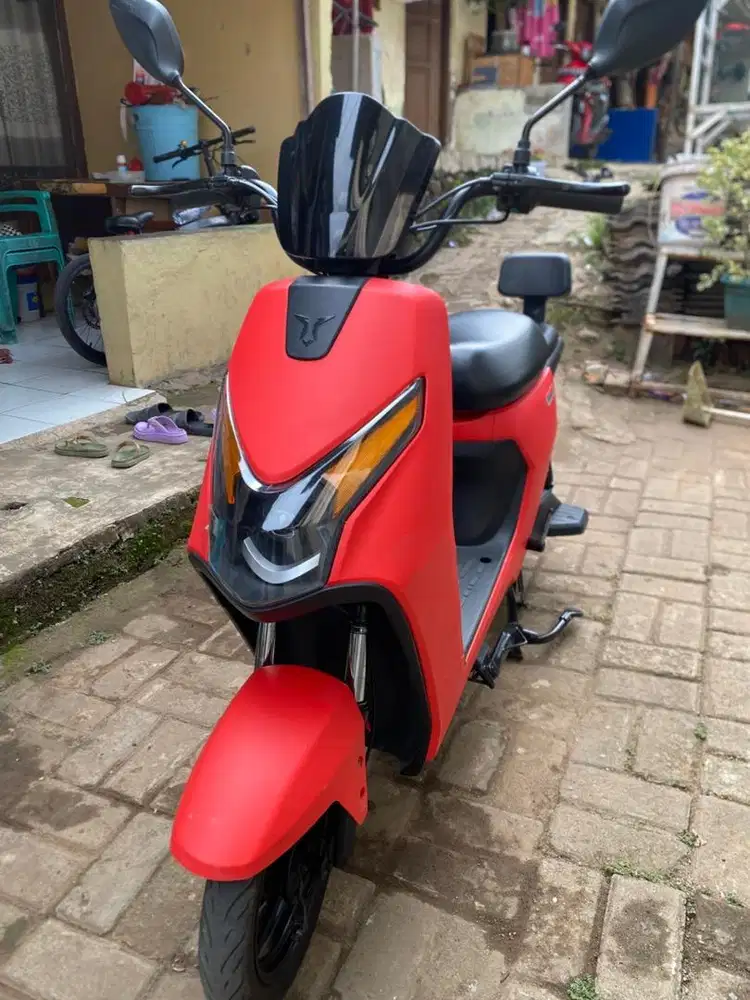 Sepeda listrik uwinfly D60