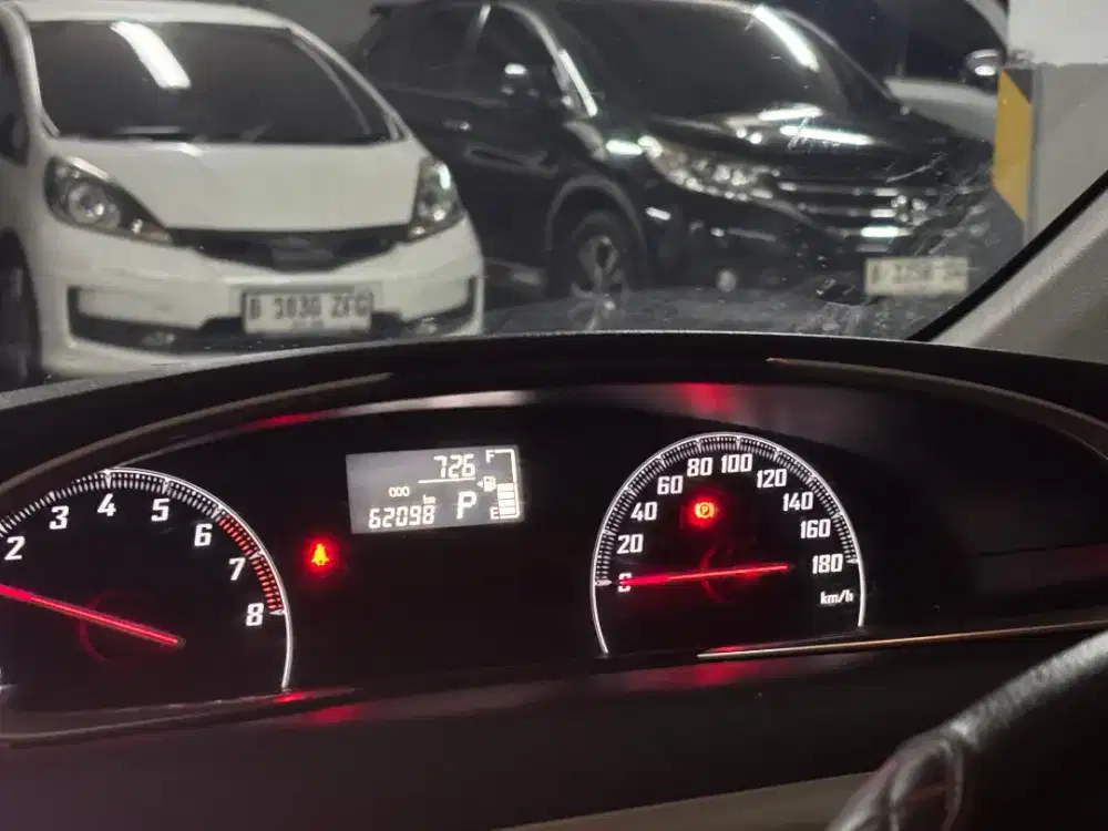 Sienta original V triptonic