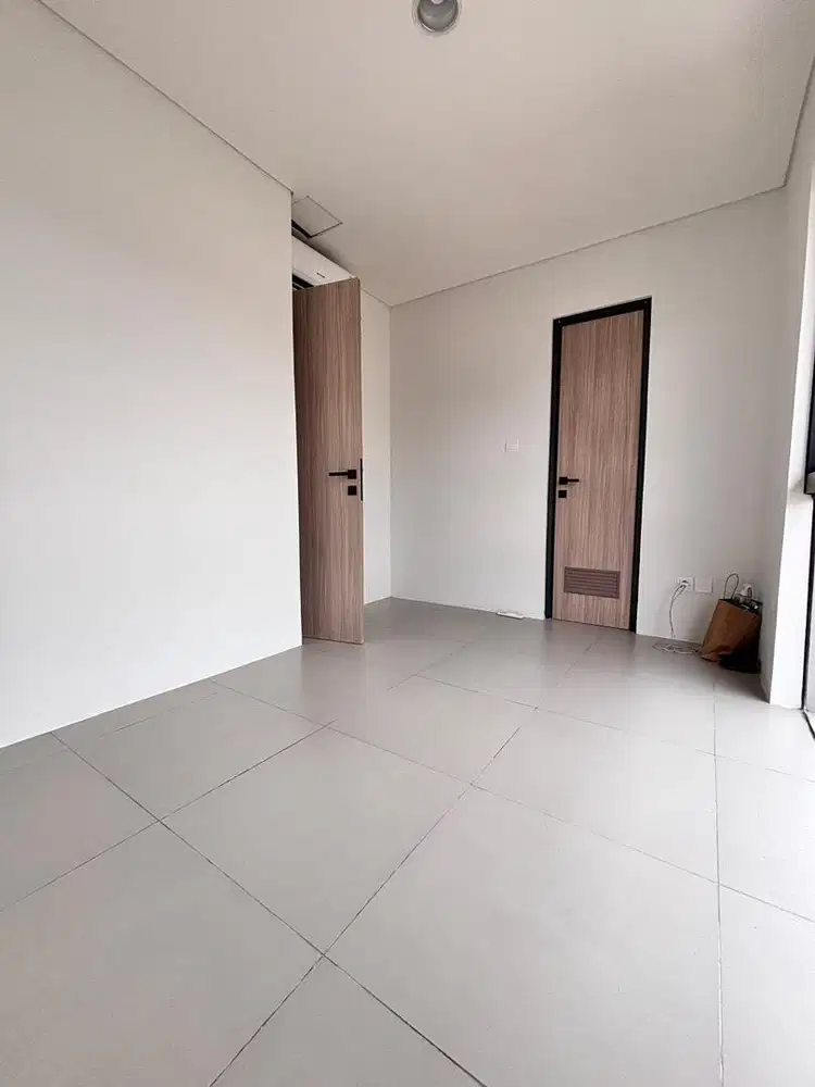 FREE AC disewakan rumah Park Serpong 25jt/tahun