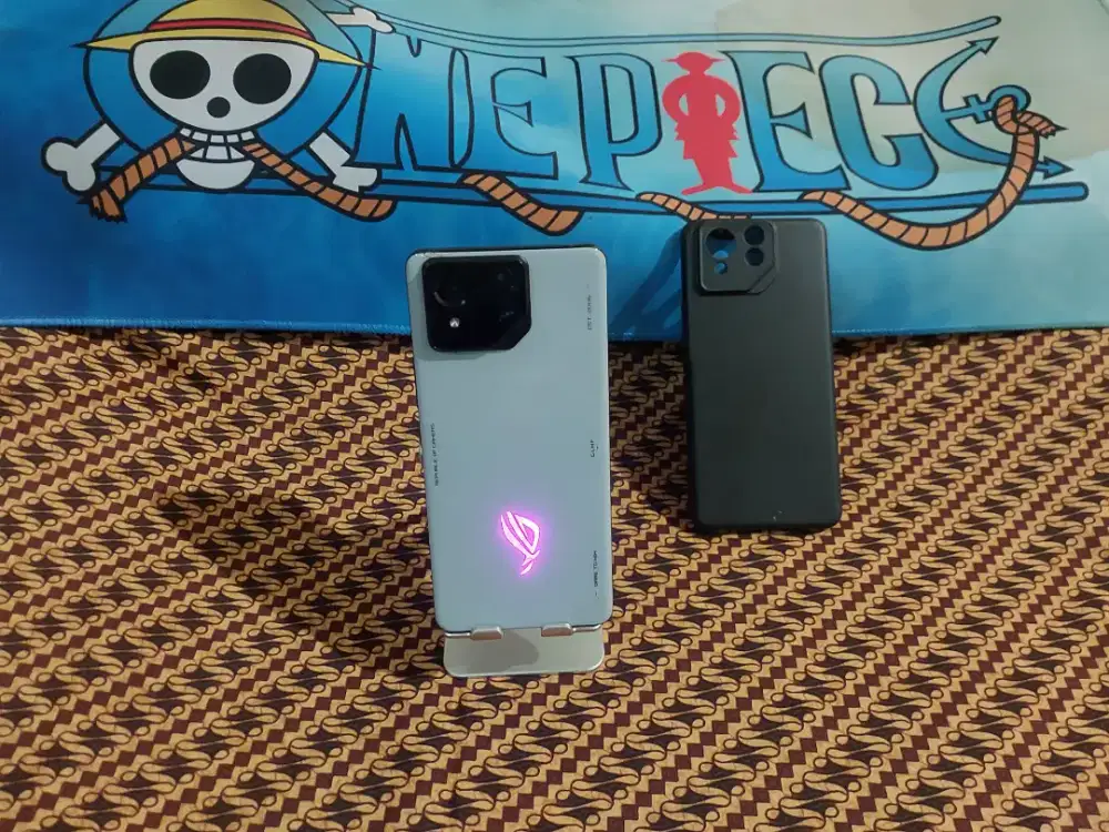 ASUS ROG PHONE 8 12/256GB STORM GREY UNIT HP ONLY MINUS BACKDOOR RETAK