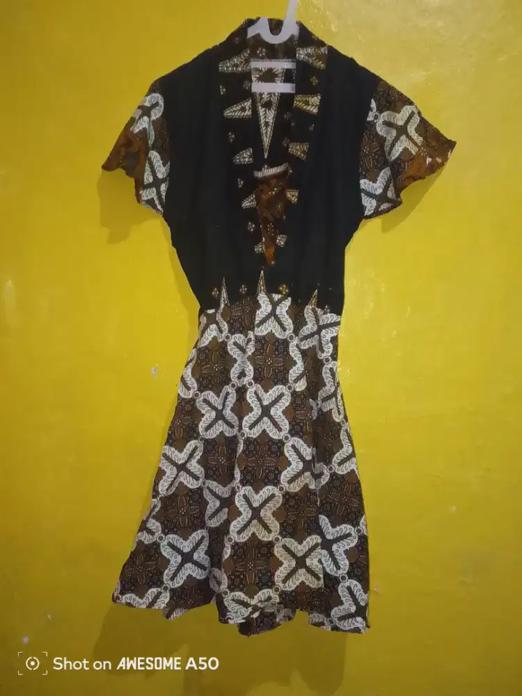 Baju Batik Modern