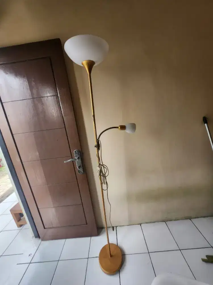 Informa Eglo up lampu lantai, lampu baca, lampu hias