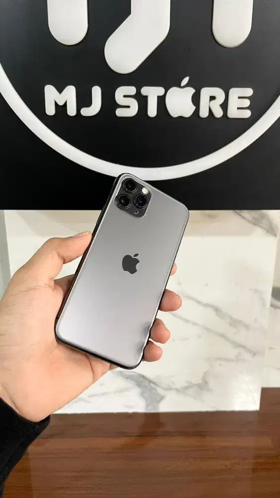 iPhone 11 Pro 256 gb jaringan permanen like new