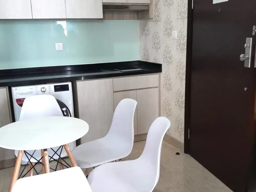 Apartemen Menteng Park tower emerald Jakarta Pusat