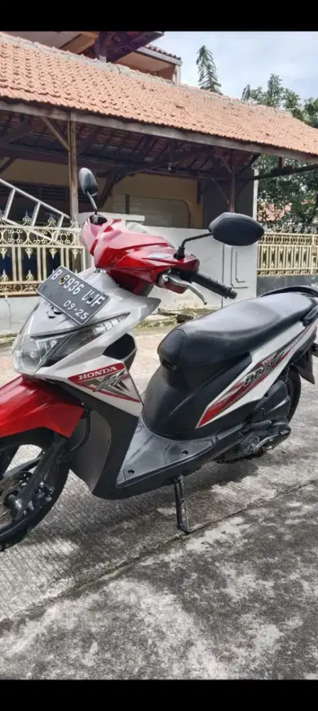 Beat fi  esp th 2015 plat DKI