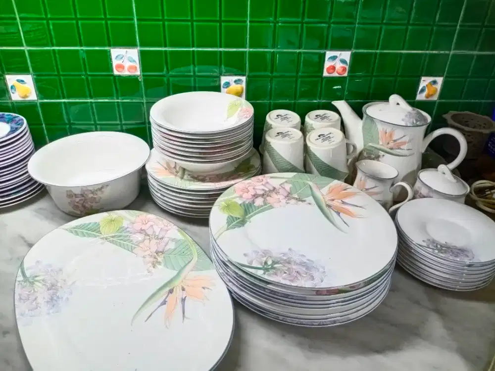 Jual set NORITAKE 9420,baca detail deskripsinya.