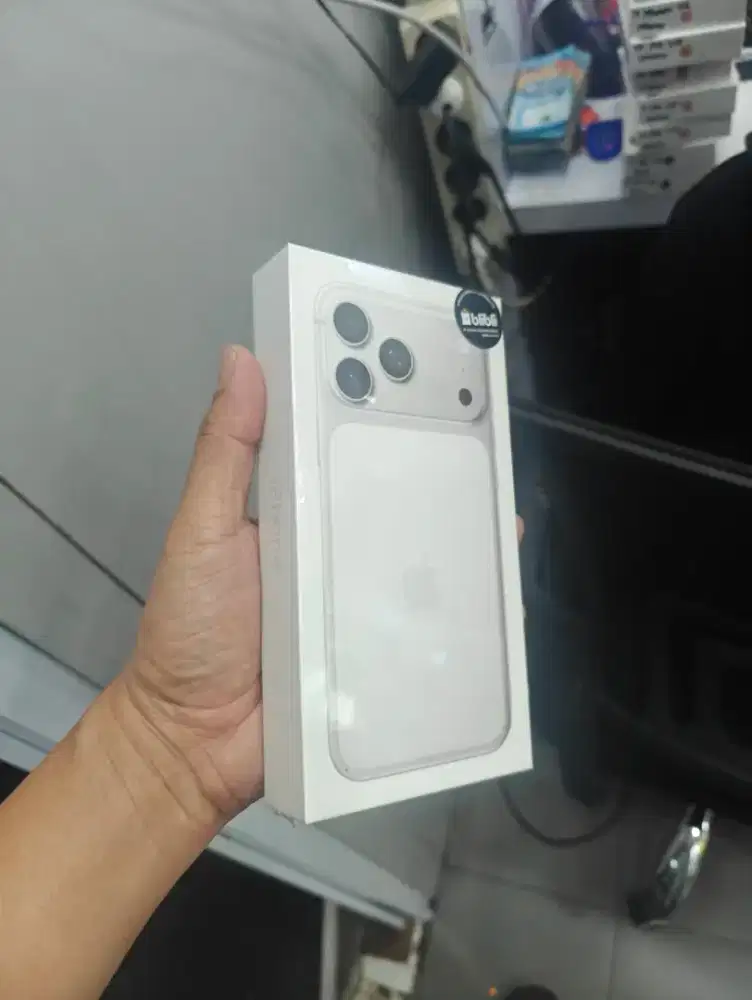 17 pro max 512 silver