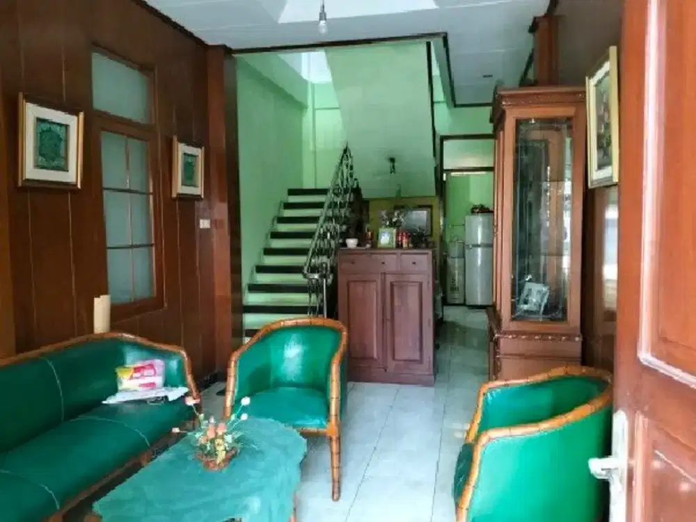 Rumah Tingkat Dekat Exit Tol Pasteur, Cimahi Ref.05082