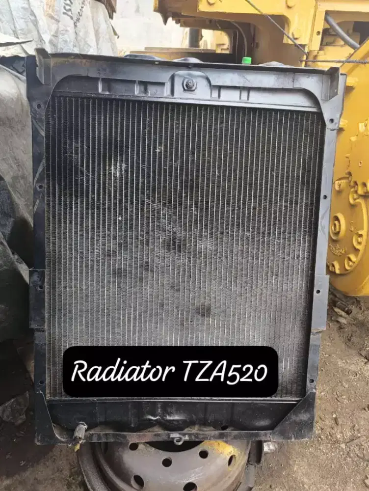 Radiator Nissan TZA520