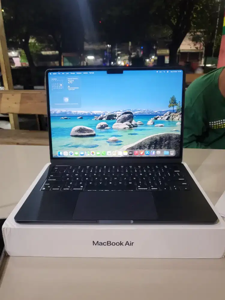 Macbook Air M2 8/256GB Midnight