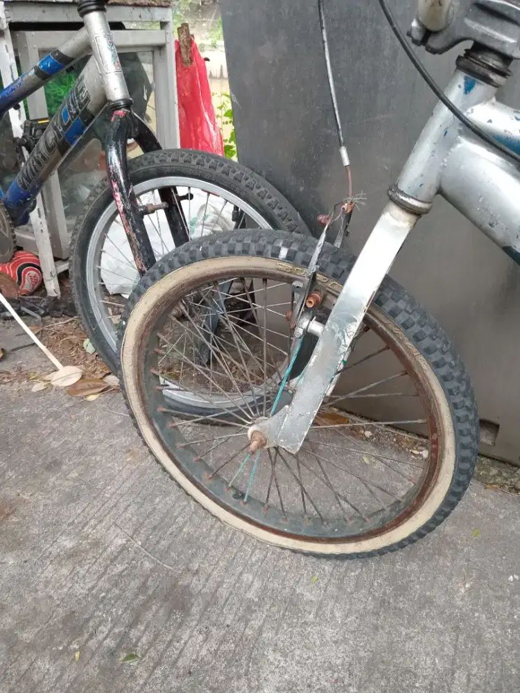 Sepeda BMX pacific 20 inch