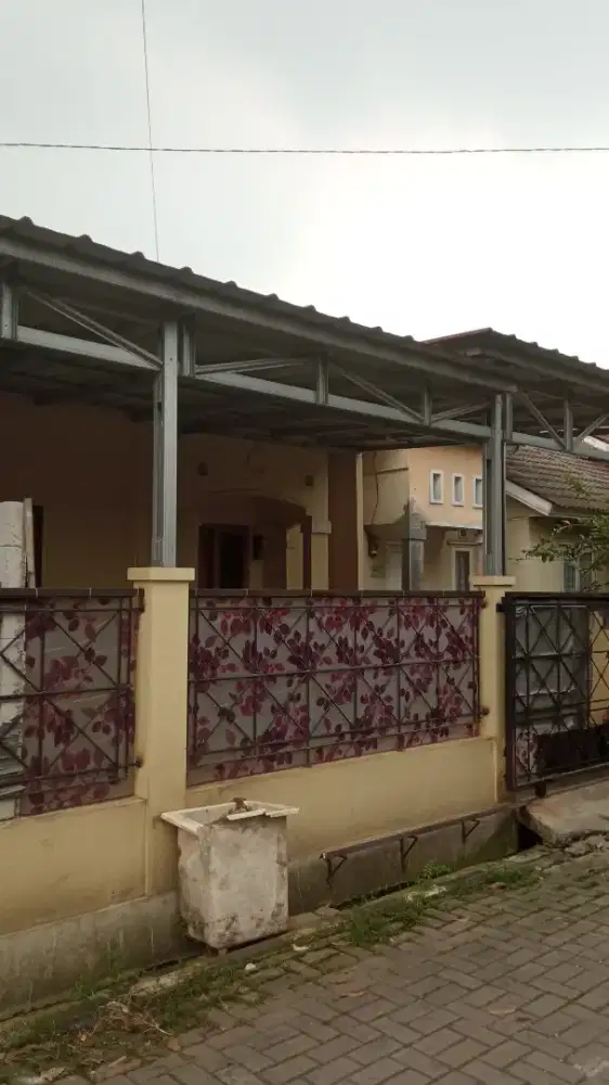 Disewakan rumah di perumahan pamulang elok