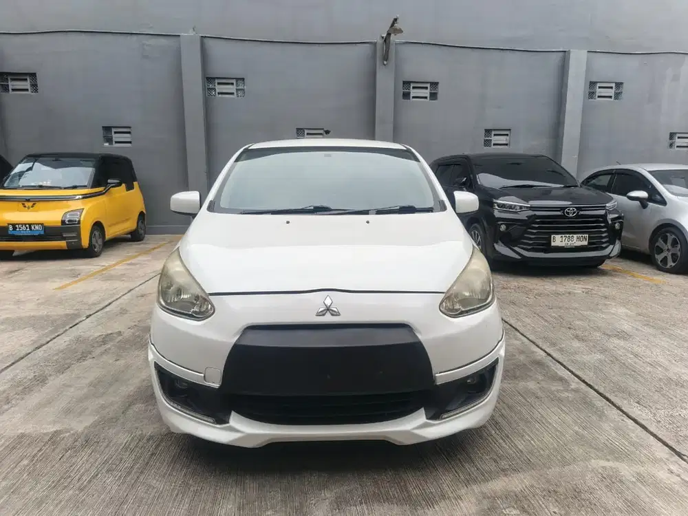 Mitsubishi Mirage 2015 Bensin