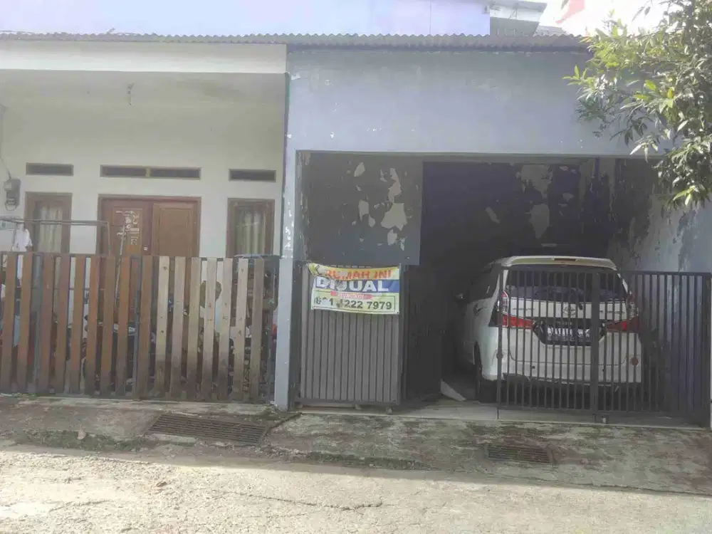 Jual Rumah di meruyung Limo Depok Komplek karyawan upn luas 70 m2
