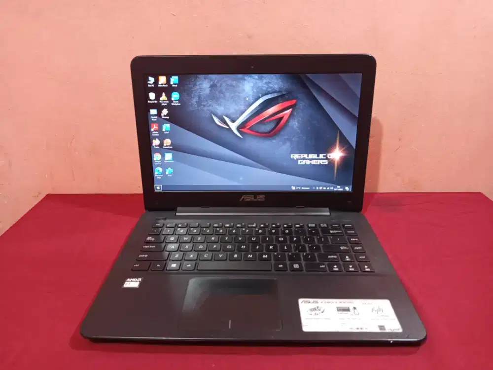 Laptop Asus X454Y AMD E1-7010 Ram 10GB SSD 256GB