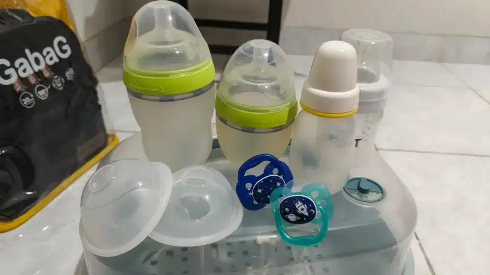 Botol comotomo avent