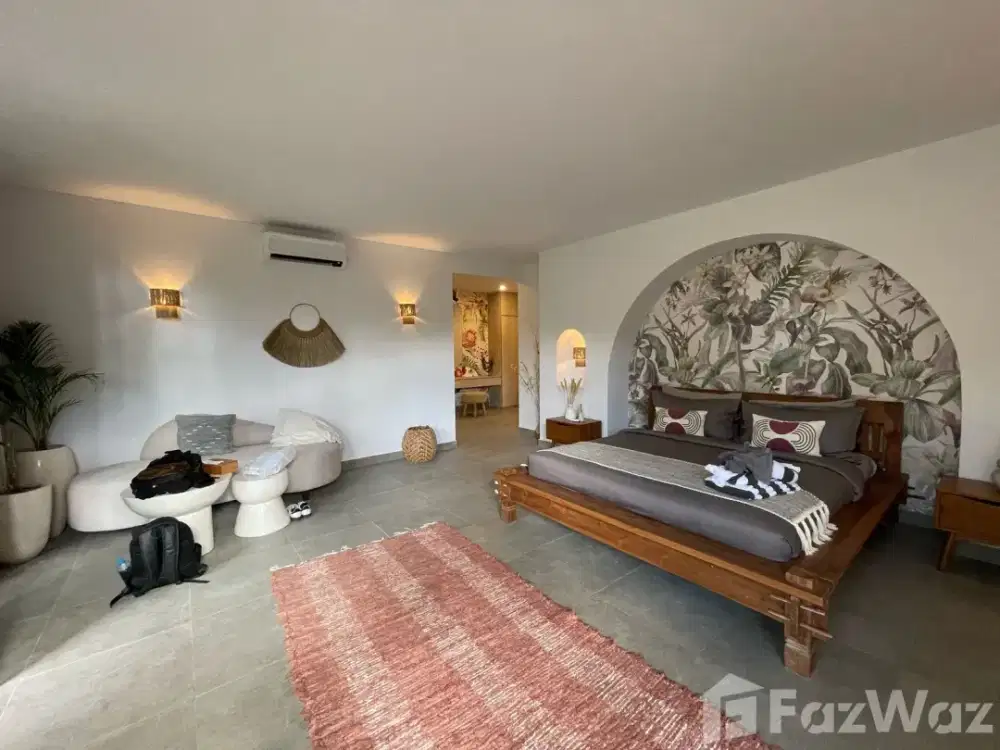 6 Bedroom Villa for sale in Mengwi, Bali