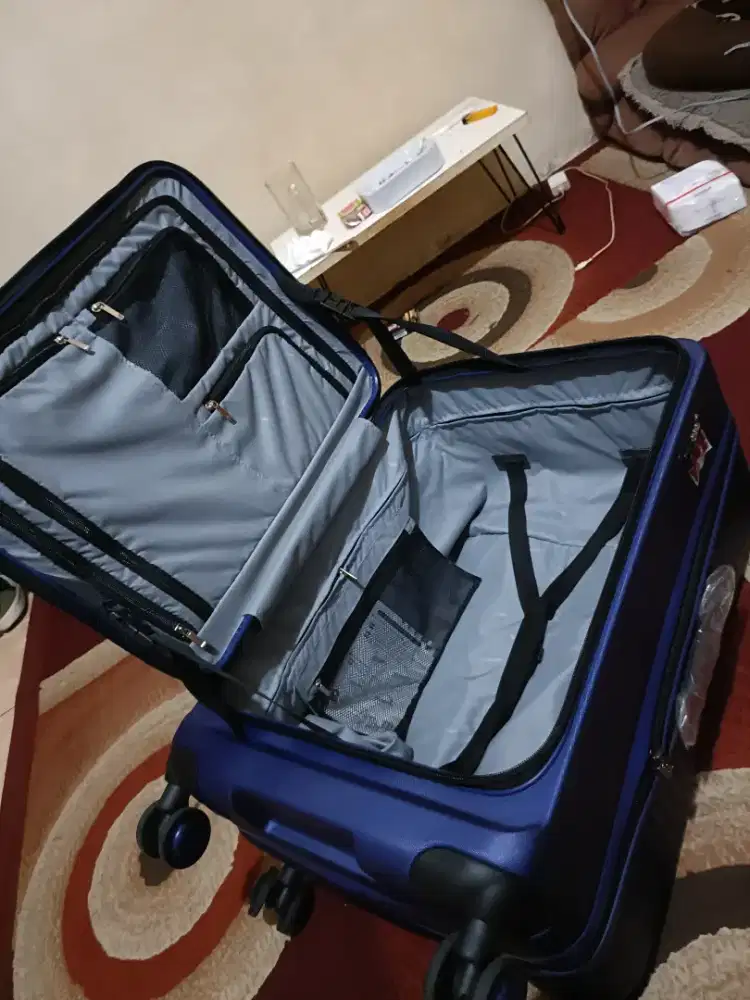 Koper merk President 5324 Midnight Blue UK. 24Inc Size Bagasi (NEW)