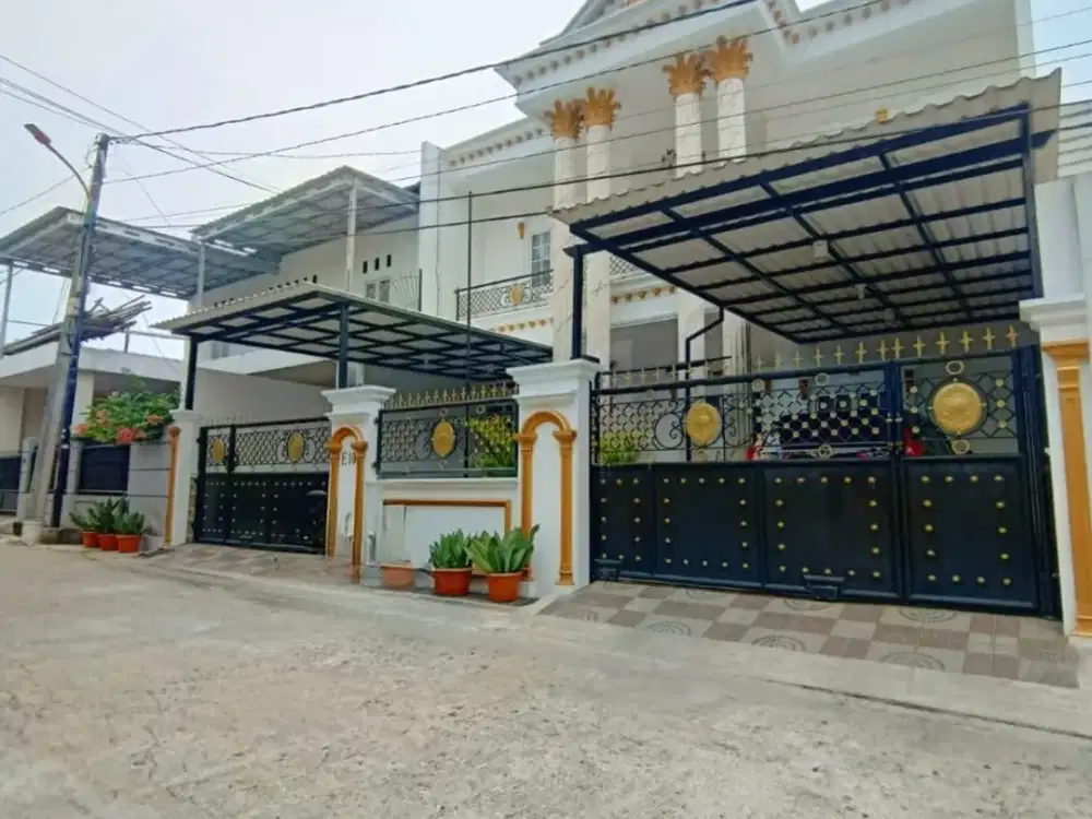 Rumah mewah di komplek Jatimurni Bekasi