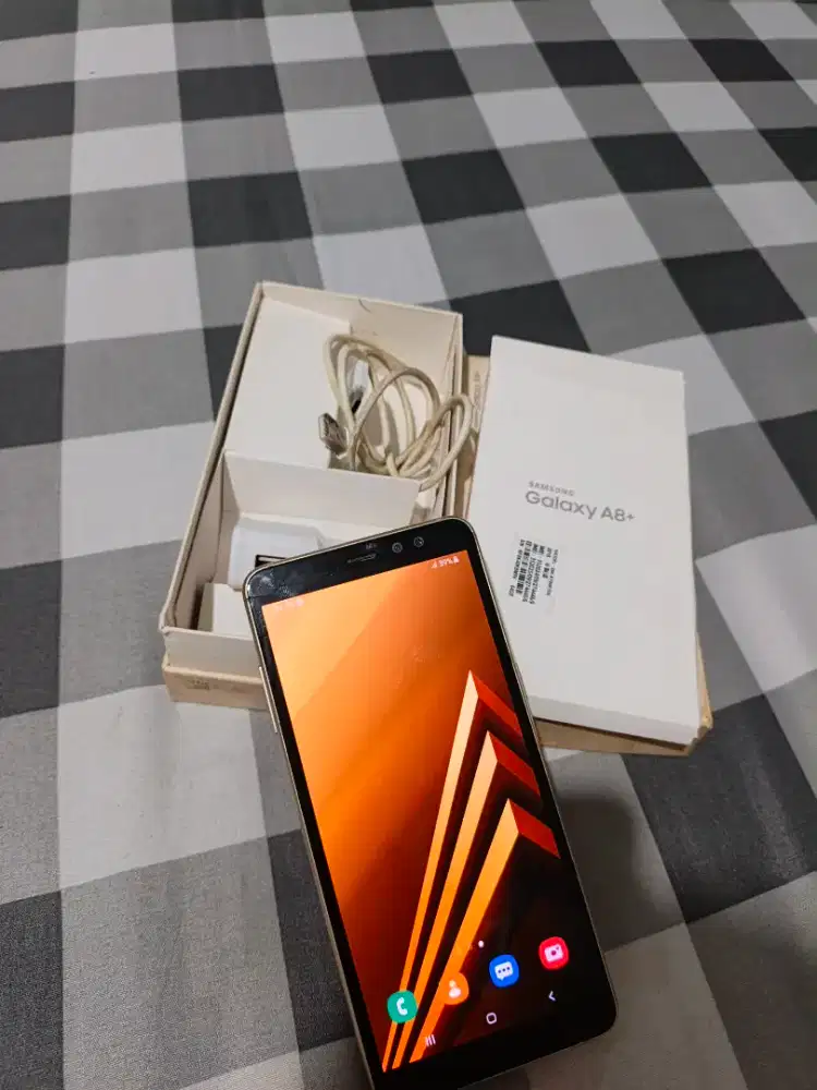 Samsung galaxy A8+ 2018 NFC 6/64 Mulus