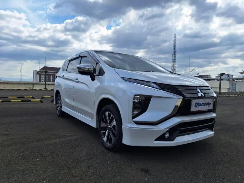 TERMURAH Mitsubishi Xpander 1.5 Exceed Bensin-MT 2018 KKT B
