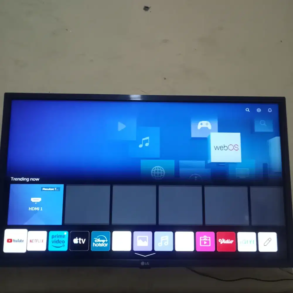 TV LG 32 inc smart tv