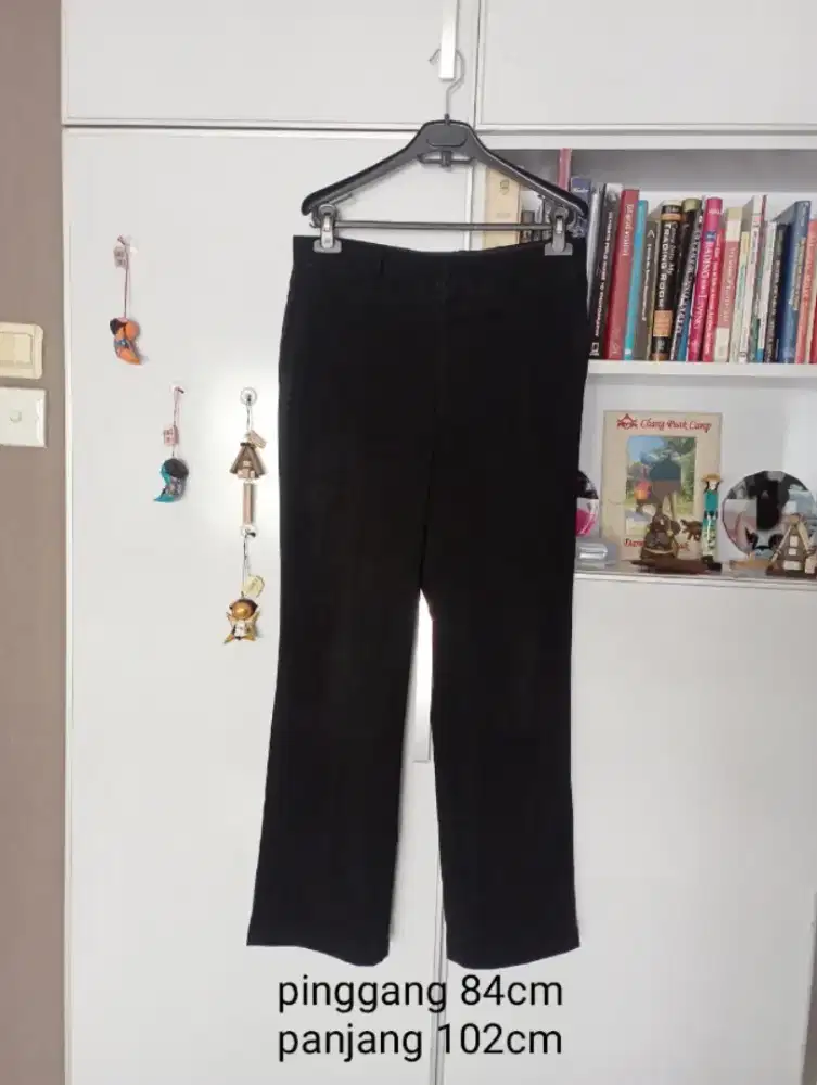 Celana Panjang Hitam Pekat JOBB 33