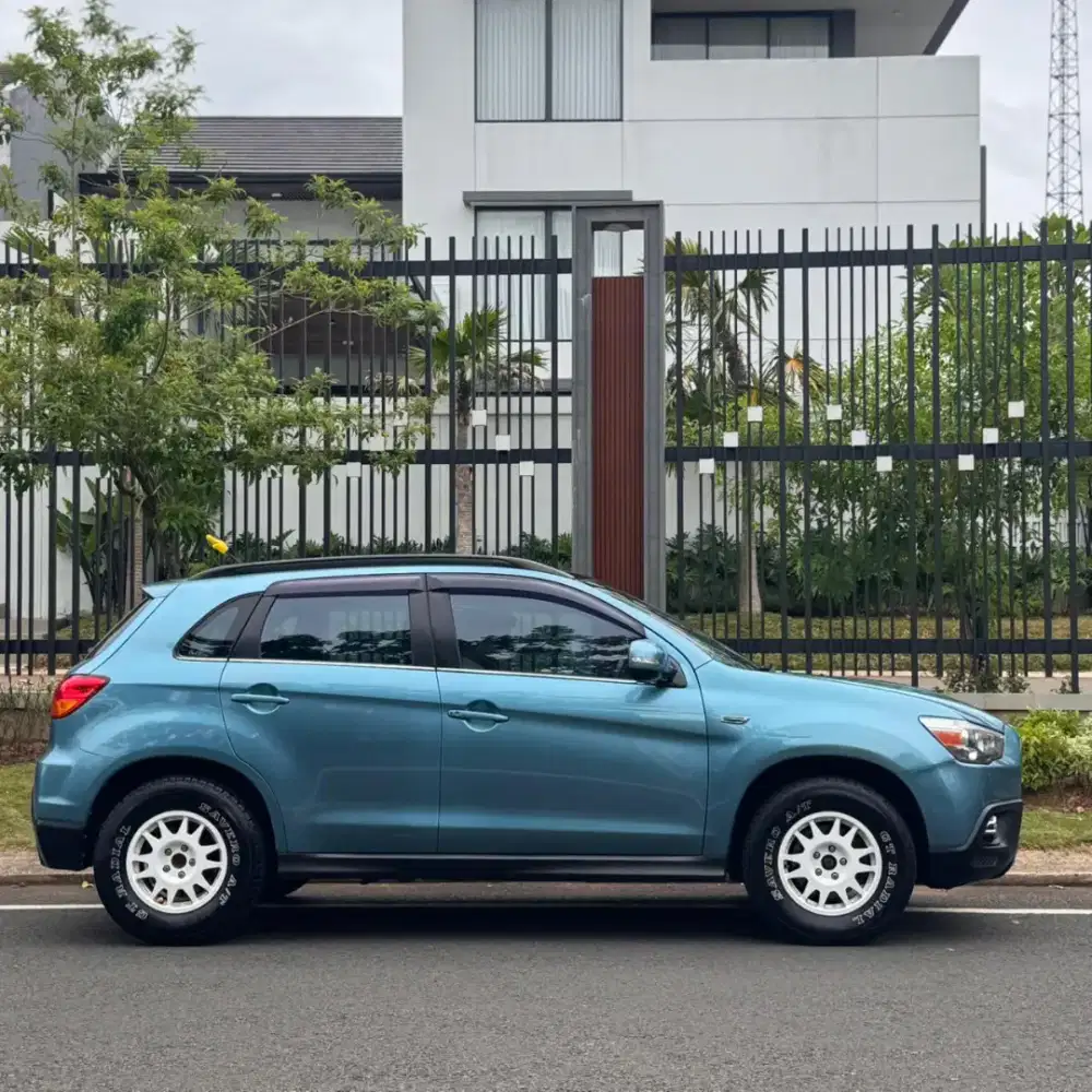 Mitsubishi Outlander Sport Rare Colour