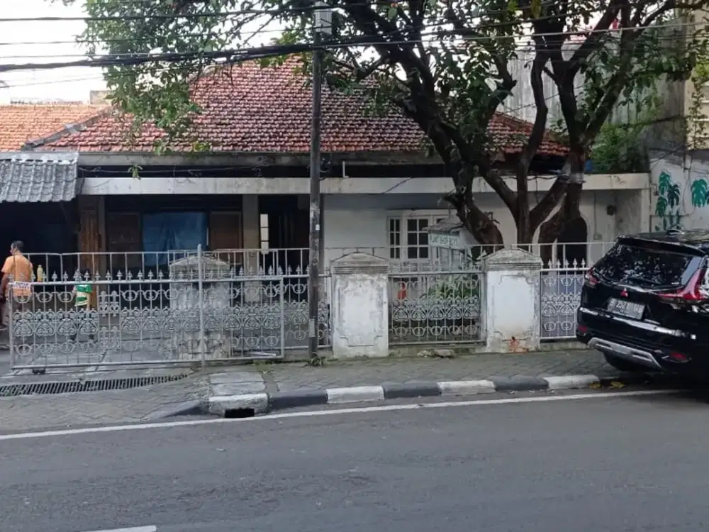 Dijual Rumah Hitung Tanah – Lokasi Super Strategis di Pinggir Jalan Tebet Barat